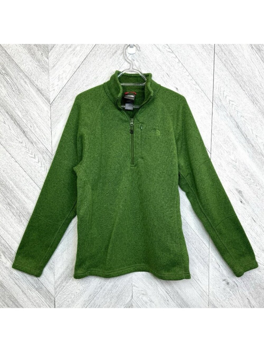 The North Face Green Better Sweater 1/4 Zip Pullover Mens Size Medium